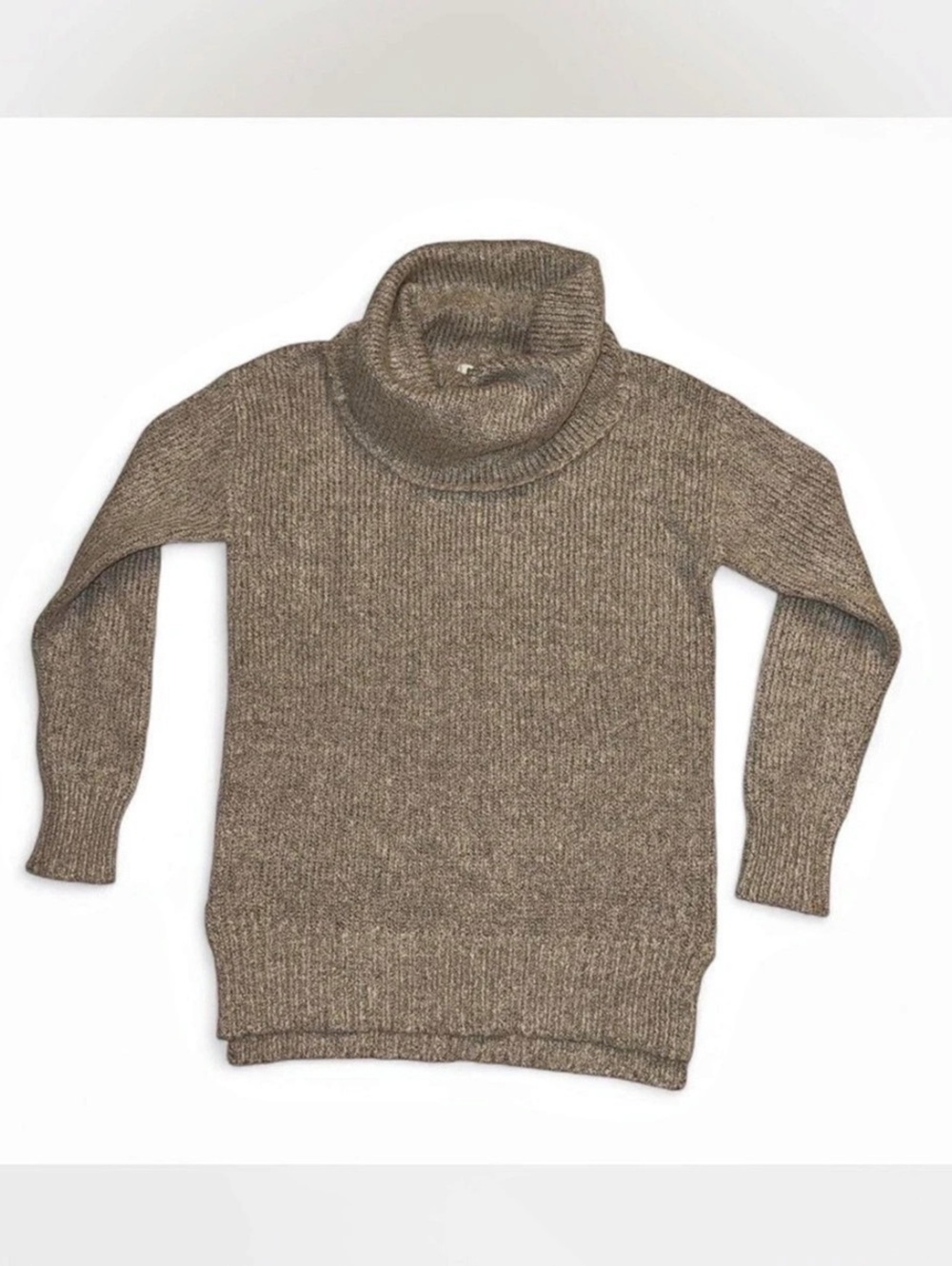 BB Dakota Cowl Neck Sweater in Ceam Size Small